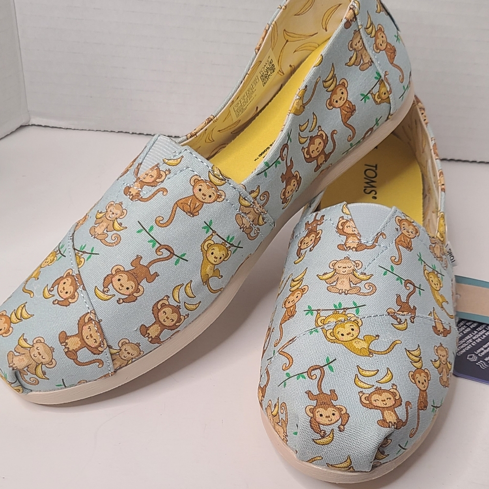 TOMS Monkey Bananas Ortholite Shoes size 7W NWT - Picture 1 of 13